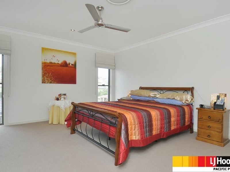 2 Kanangra Crescent, Pacific Pines QLD 4211