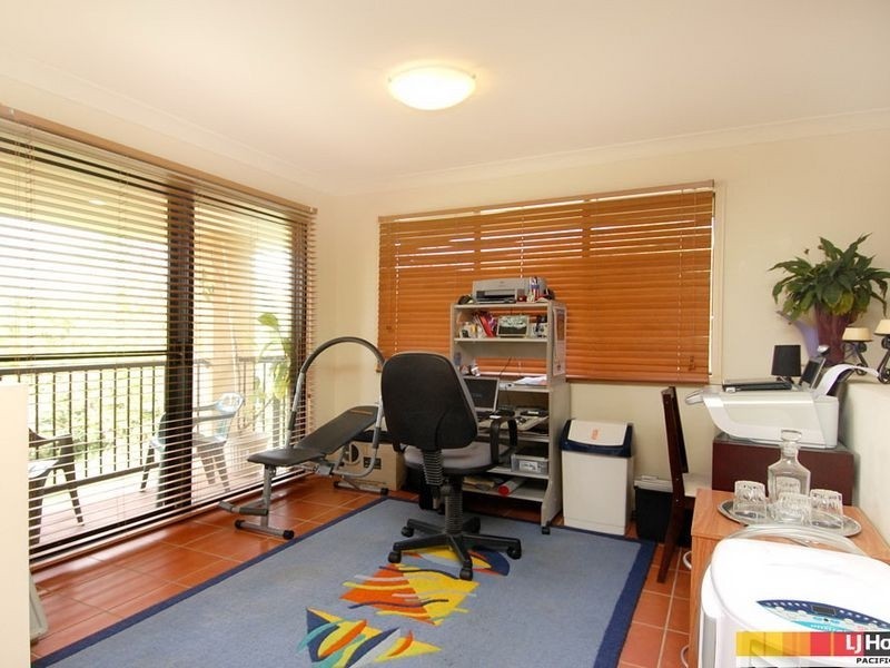 8 Mccrae Court, Maudsland QLD 4210