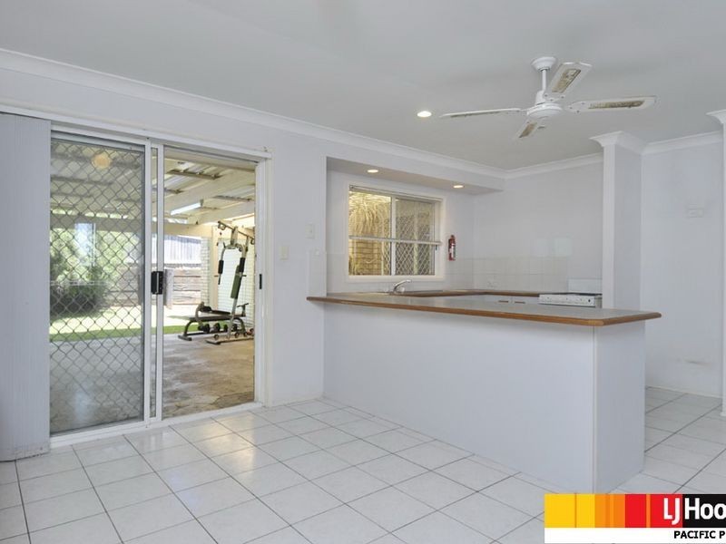 120 Universal Street, Oxenford QLD 4210