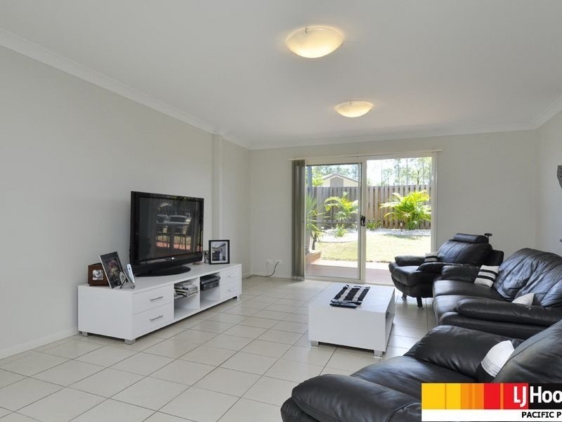 1/32 Buchanan Circuit, Pacific Pines QLD 4211