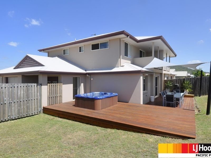 1/32 Buchanan Circuit, Pacific Pines QLD 4211