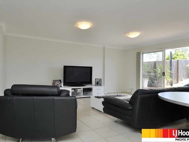 1/32 Buchanan Circuit, Pacific Pines QLD 4211