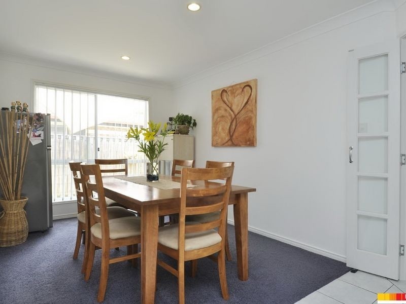 24 Manra Way, Pacific Pines QLD 4211