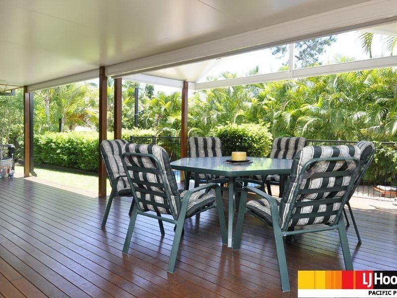 3 Flint Court, Pacific Pines QLD 4211