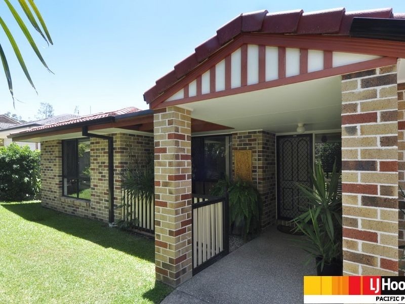 3 Flint Court, Pacific Pines QLD 4211