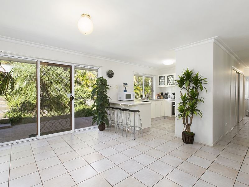 8 Banyula Drive, Gaven QLD 4211