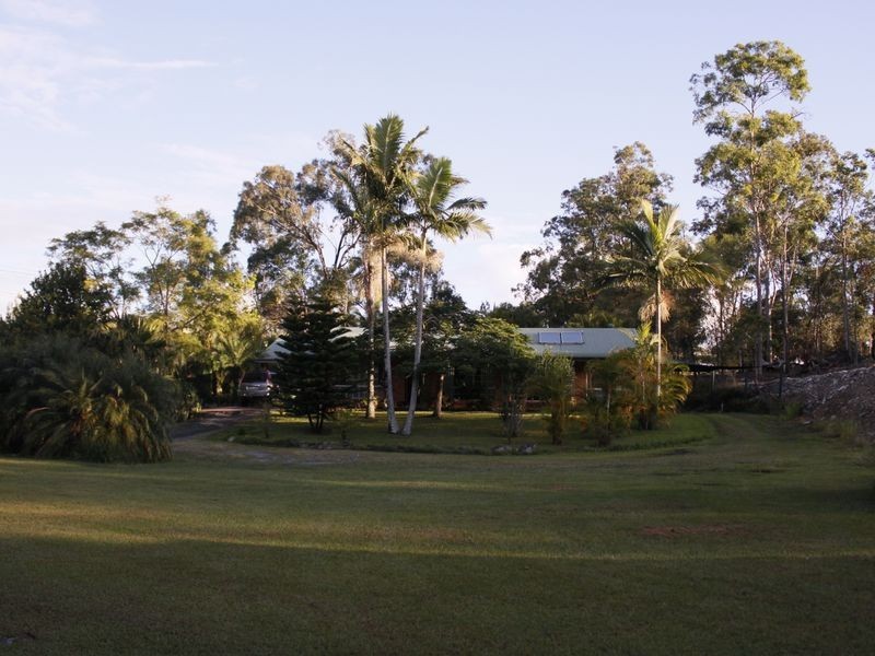 8 Banyula Drive, Gaven QLD 4211