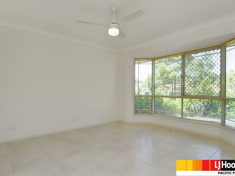 7 Malekula Rise, Pacific Pines QLD 4211