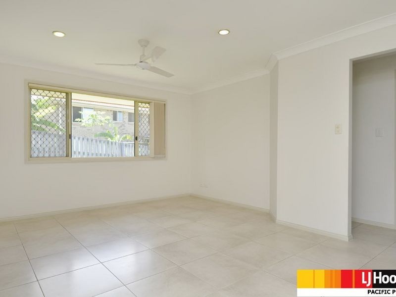 7 Malekula Rise, Pacific Pines QLD 4211