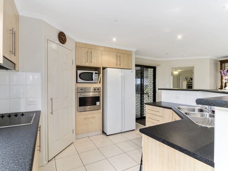 24 Govett Street, Pacific Pines QLD 4211