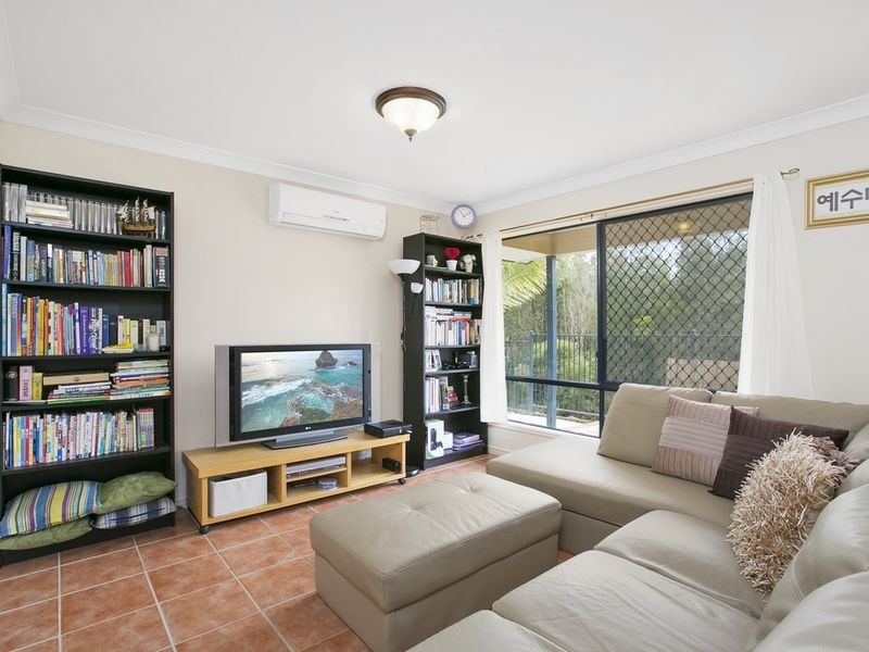 38 Sheffield Circuit, Pacific Pines QLD 4211