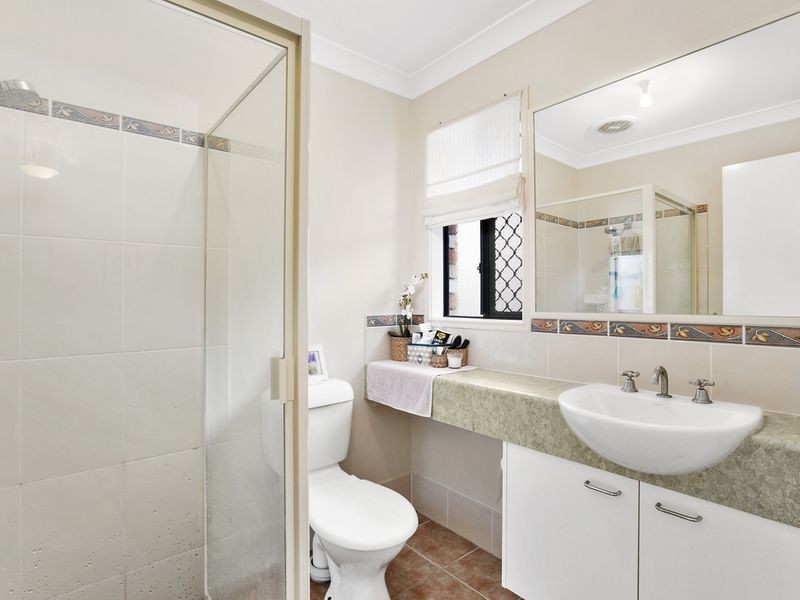 38 Sheffield Circuit, Pacific Pines QLD 4211