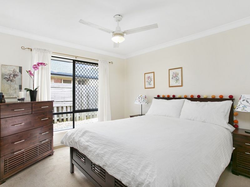 38 Sheffield Circuit, Pacific Pines QLD 4211