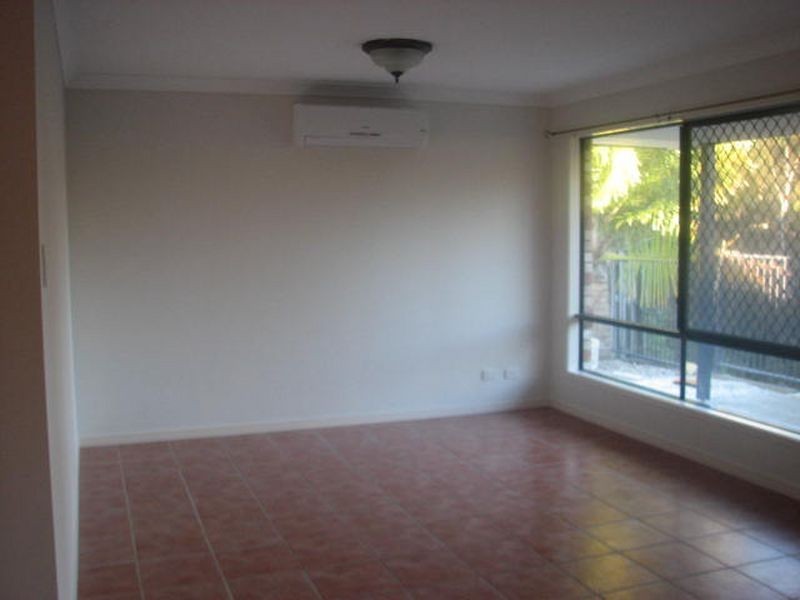 38 Sheffield Circuit, Pacific Pines QLD 4211