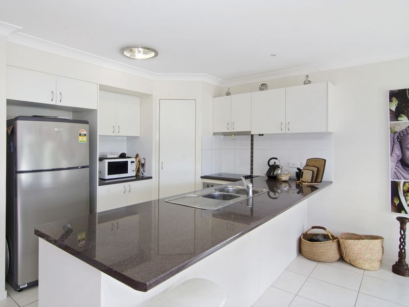 28 Angourie Crescent, Pacific Pines QLD 4211