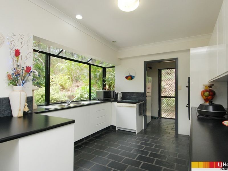 32 Dewberry Way, Gaven QLD 4211