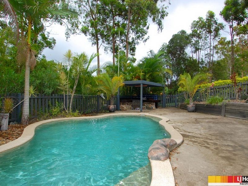 32 Dewberry Way, Gaven QLD 4211