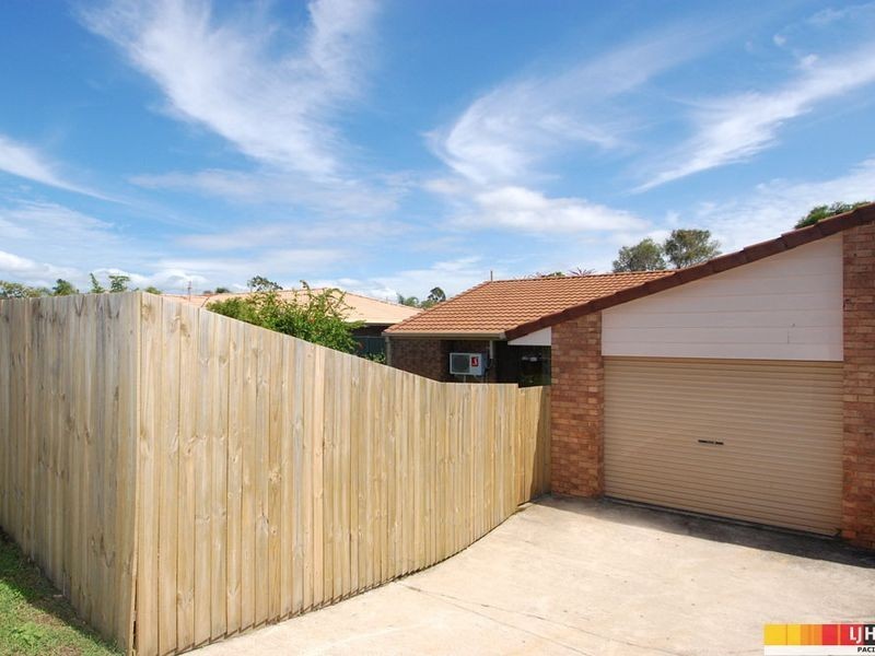2/4 Columbia Court, Oxenford QLD 4210