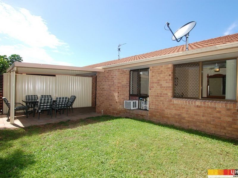 2/4 Columbia Court, Oxenford QLD 4210