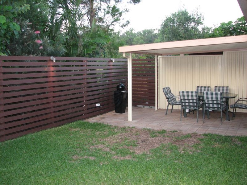 2/4 Columbia Court, Oxenford QLD 4210