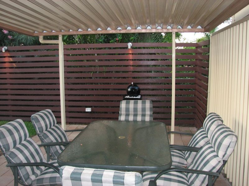 2/4 Columbia Court, Oxenford QLD 4210