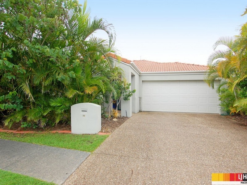 39 Marble Arch Place, Arundel QLD 4214