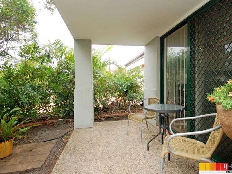 39 Marble Arch Place, Arundel QLD 4214