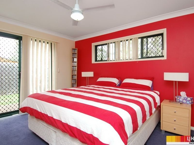 39 Marble Arch Place, Arundel QLD 4214