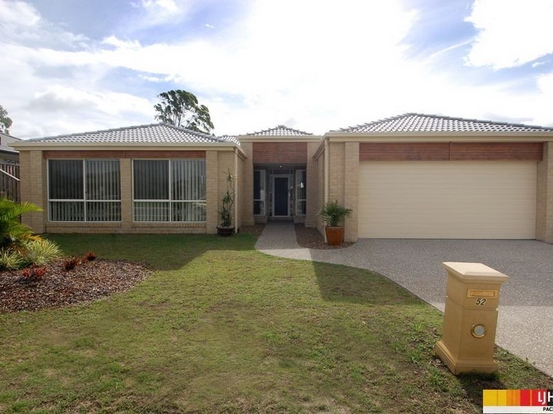52 Harmsworth Road, Pacific Pines QLD 4211