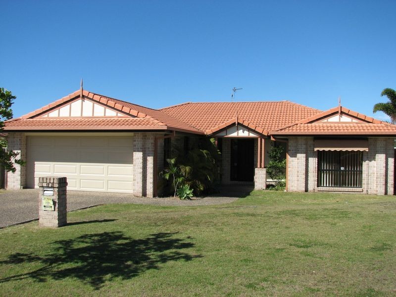 17 Crosby Avenue, Pacific Pines QLD 4211