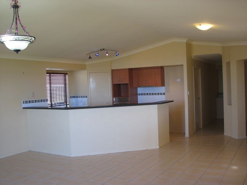 17 Crosby Avenue, Pacific Pines QLD 4211