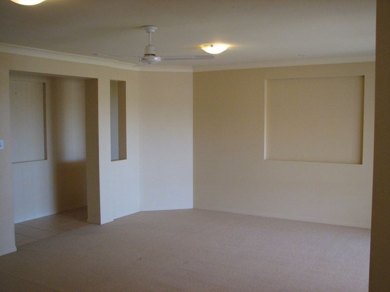 17 Crosby Avenue, Pacific Pines QLD 4211