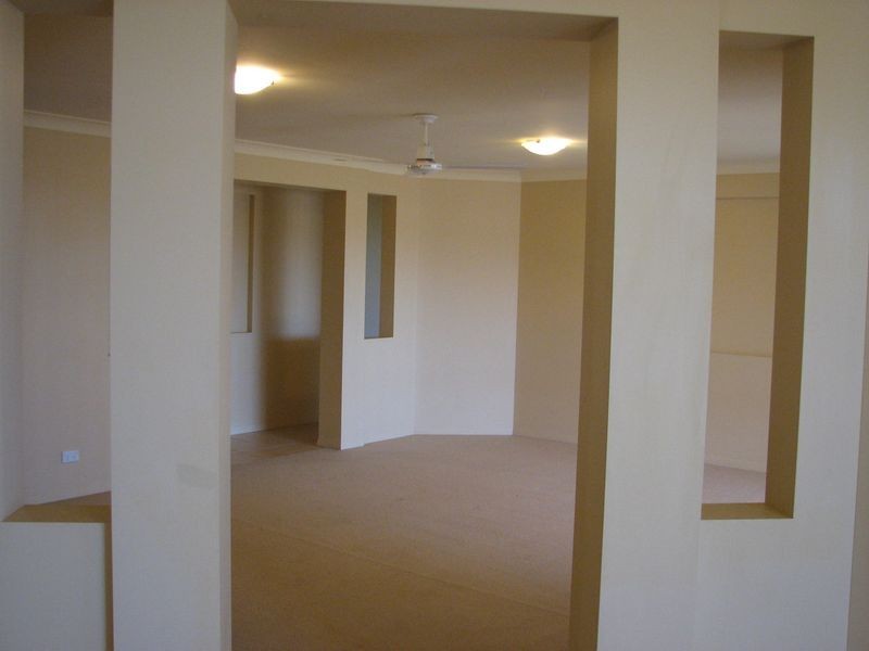 17 Crosby Avenue, Pacific Pines QLD 4211