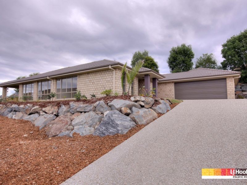16 Kabi Place, Pacific Pines QLD 4211