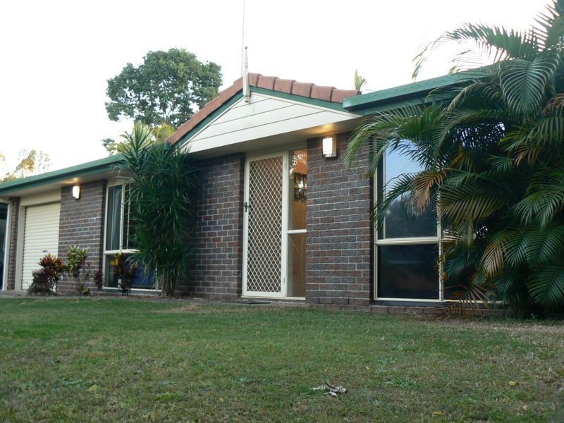 12 Edgemount Court, Oxenford QLD 4210