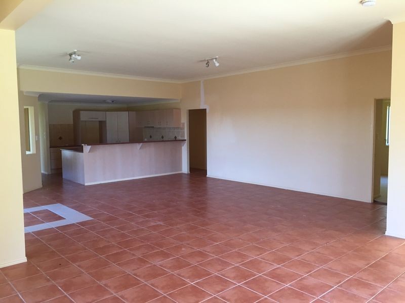 83 Santa Isobel Boulevard, Pacific Pines QLD 4211
