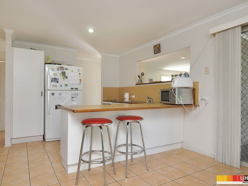 53 Studio Drive, Oxenford QLD 4210