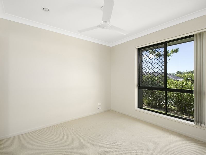 8 Manning Circuit, Pacific Pines QLD 4211