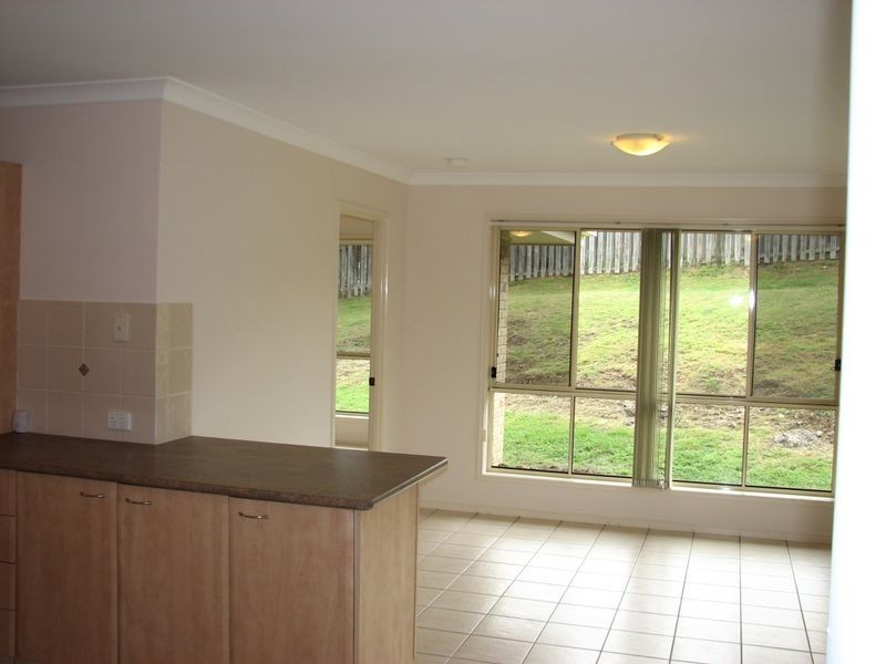 36 Pinevale Drive, Oxenford QLD 4210