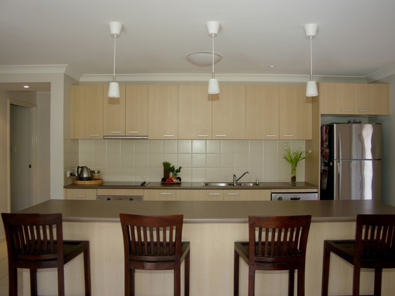 19 Tennant Street, Pacific Pines QLD 4211