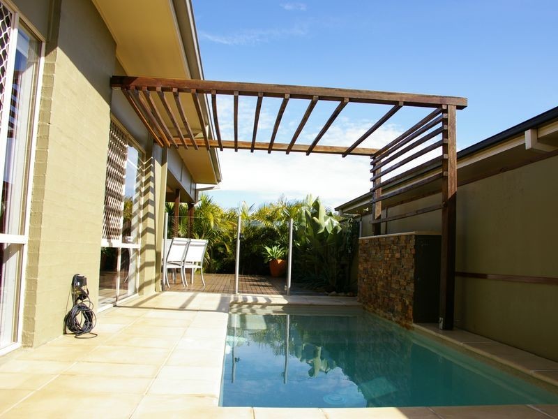 19 Tennant Street, Pacific Pines QLD 4211