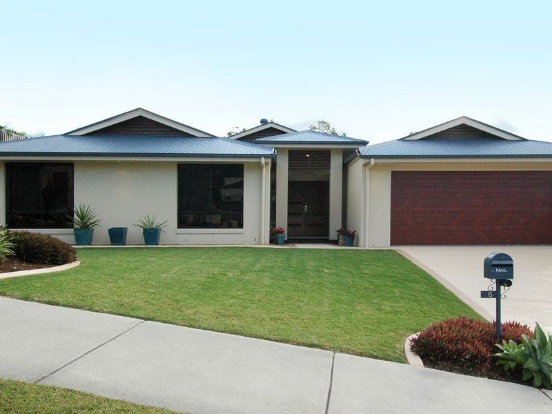 6 Victoria Drive, Pacific Pines QLD 4211