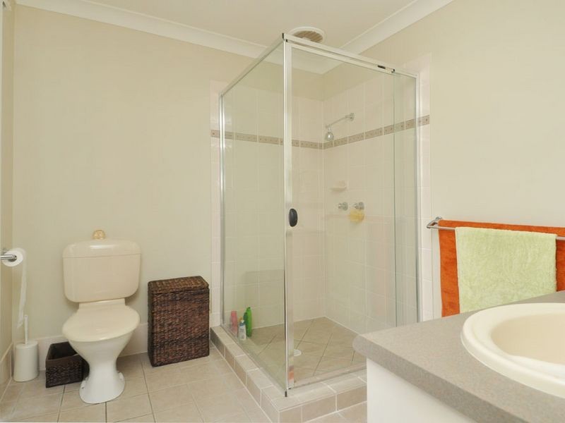 20 Carmarthen Circuit, Pacific Pines QLD 4211