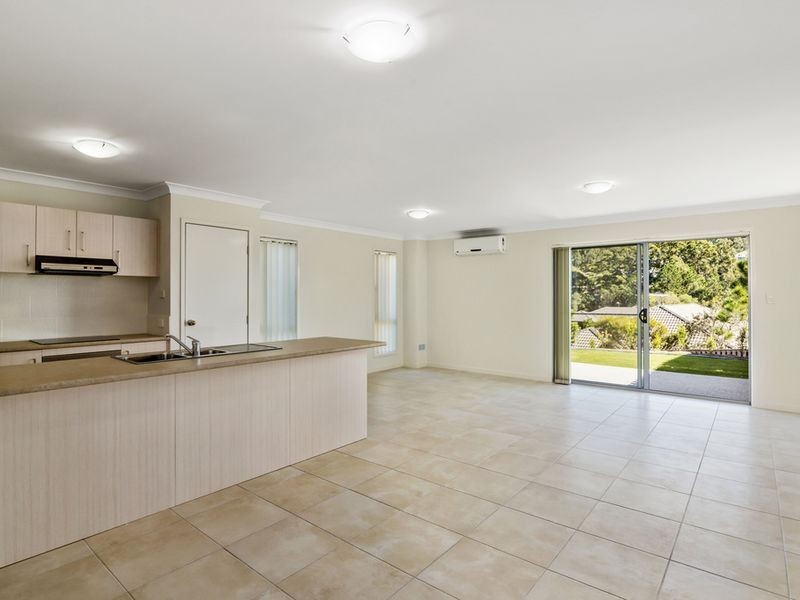 86 McAuley Parade, Pacific Pines QLD 4211