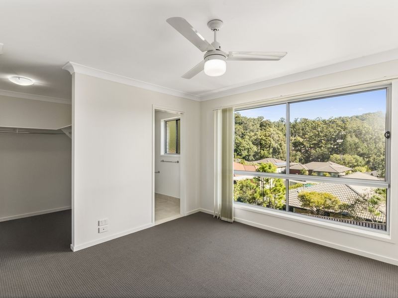 86 McAuley Parade, Pacific Pines QLD 4211