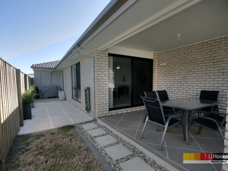 9 Hawkesbury Avenue, Pacific Pines QLD 4211