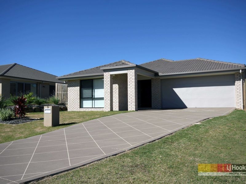9 Hawkesbury Avenue, Pacific Pines QLD 4211