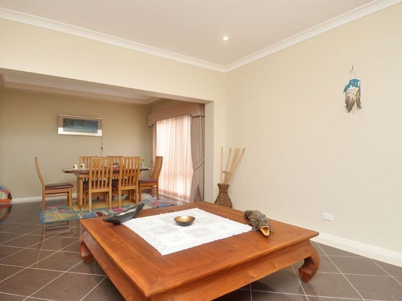 34 Gerard Street, Pacific Pines QLD 4211