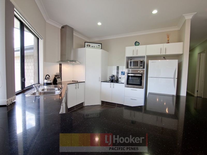 3 Barcoo Street, Pacific Pines QLD 4211