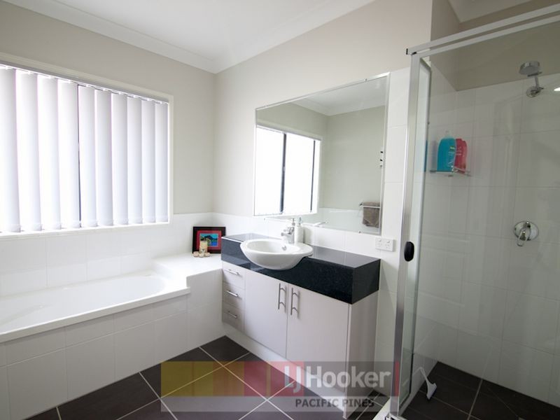 3 Barcoo Street, Pacific Pines QLD 4211